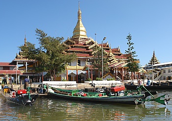 Phaung-Daw-U-Kloster in Ywama