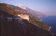 Kloster Simonos Petra mit Berg Athos