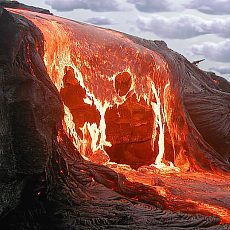 Langsam fliessende Lava im Volcano Nationalpark