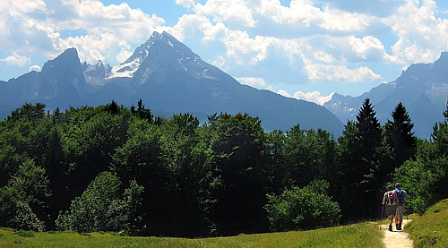 Blick zum Watzmann auf dem Weg zur Kneifelspitze