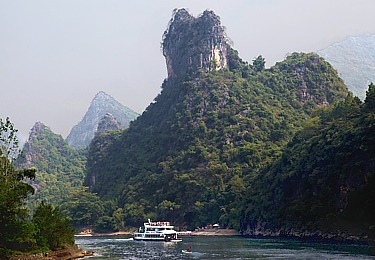 Karstberge am Li-Fluss