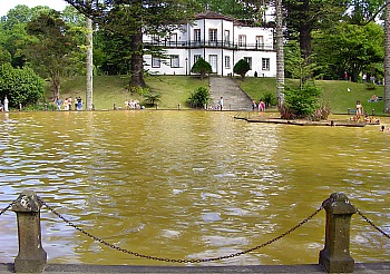 38 C warmes Thermalwasser im Terra Nostra Park