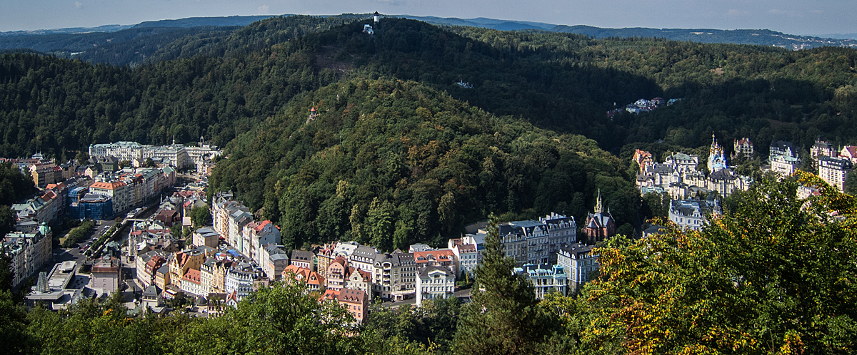 Skyline Karlsbad vom Dreikreuzberg