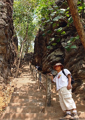 Treppen zum Gipfel des Mount Zwekabin