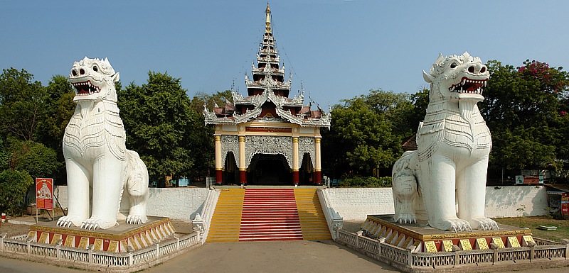 Eingang zum Mandalay Hill