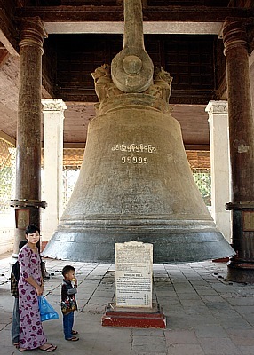 größte, 90 Tonnen schwere intakte Glocke der Welt