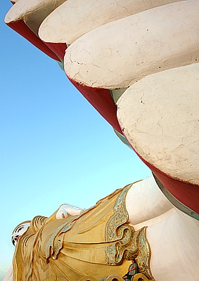 Riesenbuddha Bodhi Tahtaung in Monywa