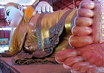 Liegender Buddha Kyauk Htat Gyi
