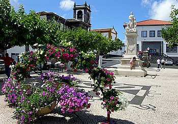 Marktplatz von Praia da Vitória