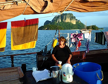 Dschunkenkreuzfahrt in Südthailand auf der Dauw Talae