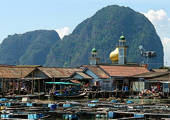 Schwimmender Markt auf dem Panyee Island