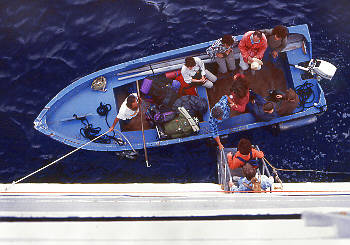 Ausschiffen nach Ginostra auf Stromboli