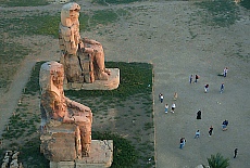 Kollosse von Memnon (Juni)