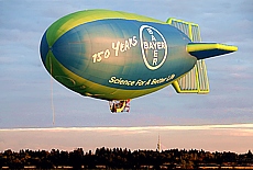 Bayer Luftschiff Landung auf der Flugwerft Oberschleissheim