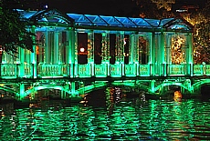 Neon Lichtspiele in Guilin