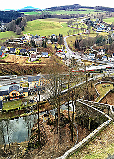 Bilderbuchlandschaft Erzgebirge beim Schloss Wolkenstein