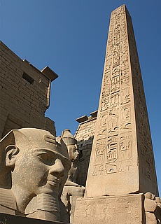 Obelisk im Luxor Tempel (April)