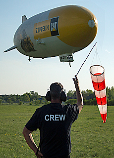 Windmesser bei der Zeppelin Landung