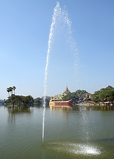 Karaweik Park in Yangon