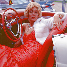 Chrom und Lack und Leder (August)