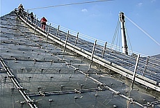 Plexiglasplatten auf dem Olympiazeltdach