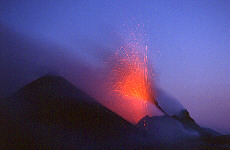 Aktiver Vulkan Stromboli (Dezember)